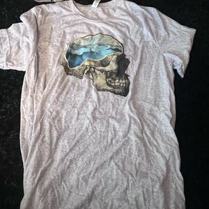 Skull shirt